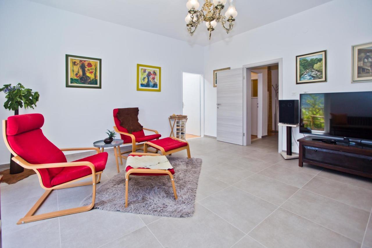 Villa Don Dan Zrnovnica Luaran gambar